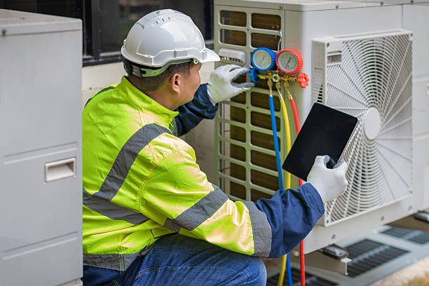 Professional Hvac technician working in Virgin, UT